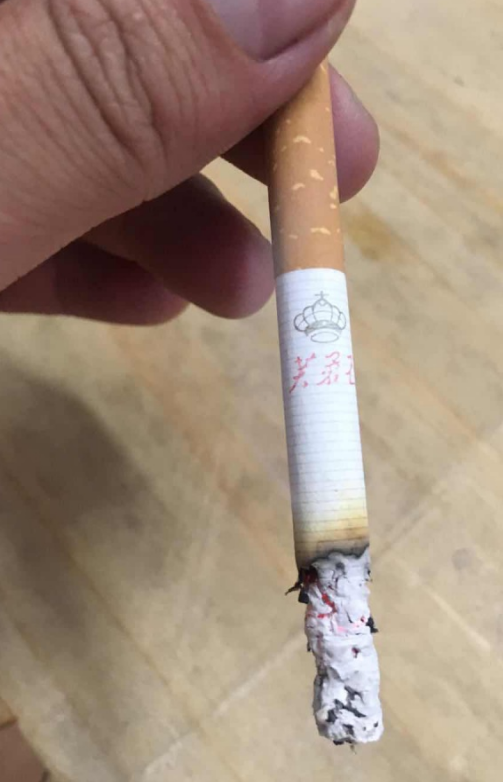 大众口粮硬黄芙蓉王品鉴: